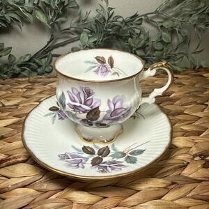 Elizabethan Bone China England Purple Rose Ivory Teacup Saucer Gold Gilt Vintage